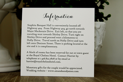 Invitation 1302: Silver Ore, Silver Ribbon, Brooch/Buckle Q, Metal Filigree F5 - Silver - Silver card with a silver ribbon and brooch design